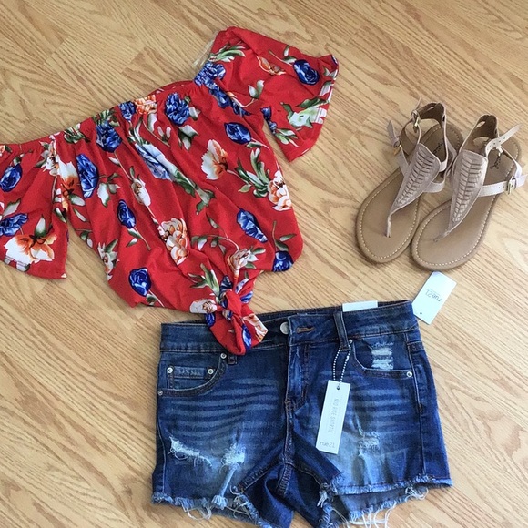 🌺SALE🌺 Rue 21 Mid-Rise Denim Shorts - Picture 1 of 5